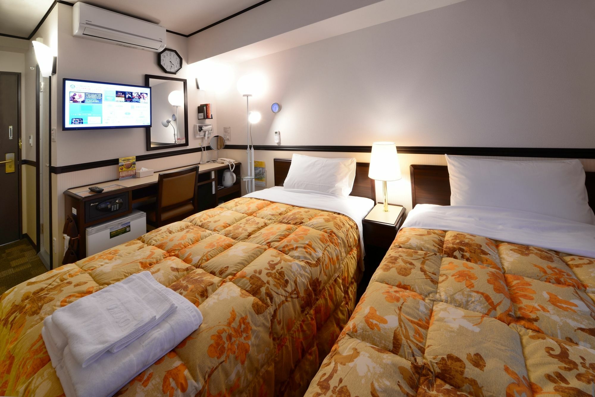 Toyoko Inn Kyoto Gojo Omiya Bagian luar foto